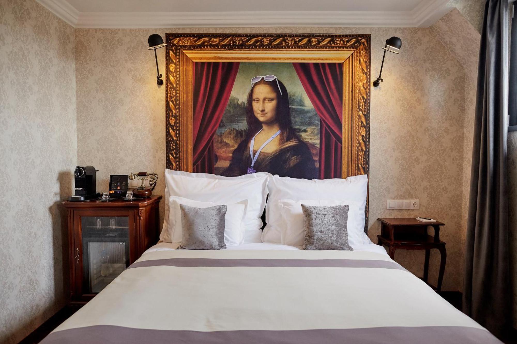 Mystery Suite,1216577542:JPEG